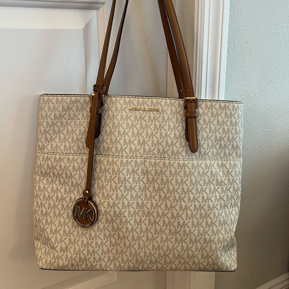 Michael Kors Medium Tote Bag